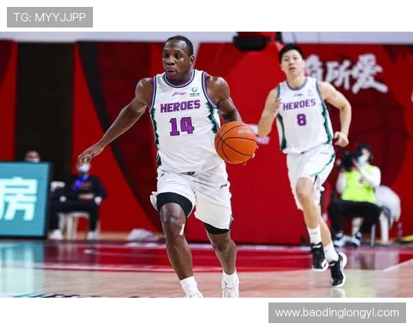 南京街舞队区域防守战术解析与实战应用探讨