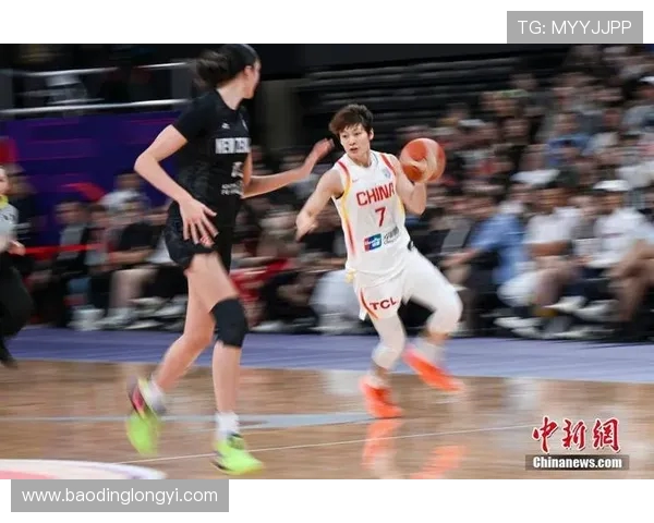 中国新女篮迎战新西兰队全力争胜展现实力与风采 中国新女篮迎战新西兰队全力争胜展现实力与风采