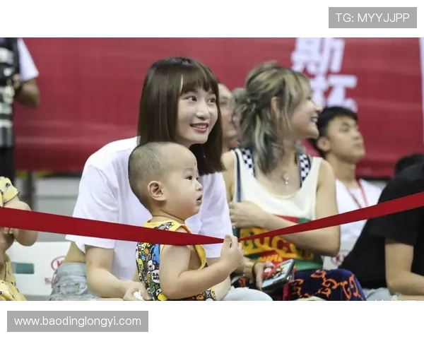 周鹏:从篮球场上的拼搏者到人生舞台的奋斗者的精彩旅程 周鹏:从篮球场上的拼搏者到人生舞台的奋斗者的精彩旅程