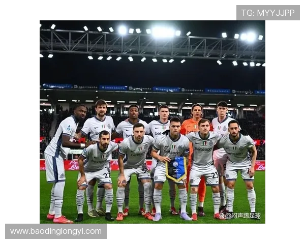 国际米兰与里昂的精彩对决揭示足球战术与球队实力的较量 国际米兰与里昂的精彩对决揭示足球战术与球队实力的较量