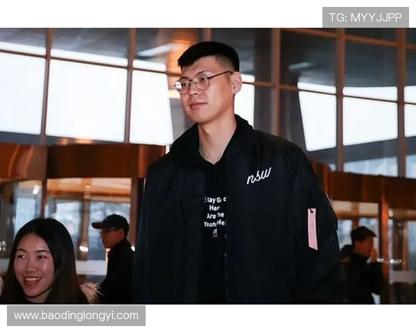 朱荣振的成长之路与奋斗历程探秘：从平凡到卓越的蜕变故事